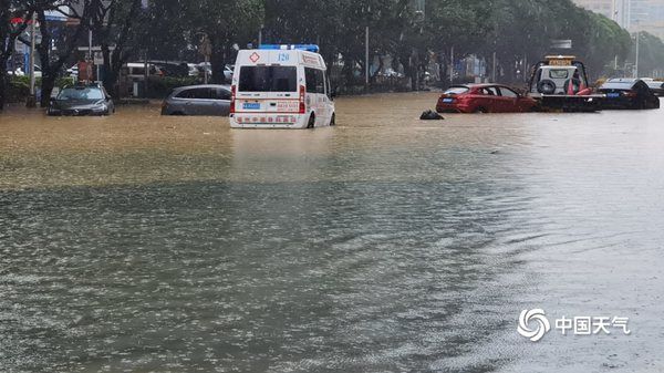 福州雨量破纪录 “海葵”为何降雨如此极端？-第2张图片-足球直播_足球免费在线高清直播_足球视频在线观看无插件-24直播网